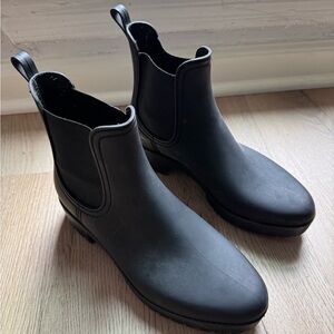 Jeffrey Campbell black rain boots